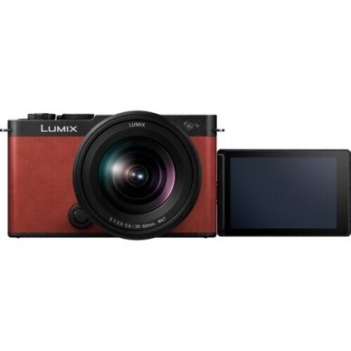 Panasonic Lumix DC-S9 + LUMIX S 20-60mm F/3.5-5.6 (Crimson Red) 2