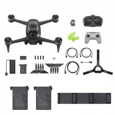 DJI FPV Fly More Combo 4