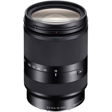 Sony E 18-200mm F3.5-6.3 OSS LE